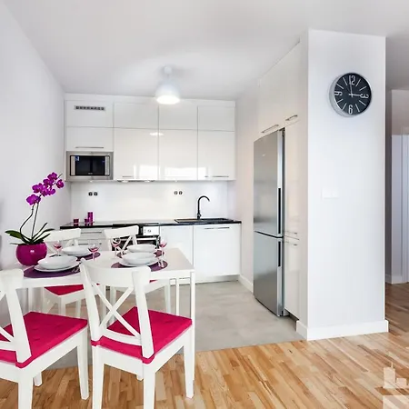 Apartment Millennium La Tour Warsaw