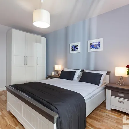 Millennium La Tour Warschau