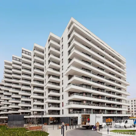 Millennium La Tour *