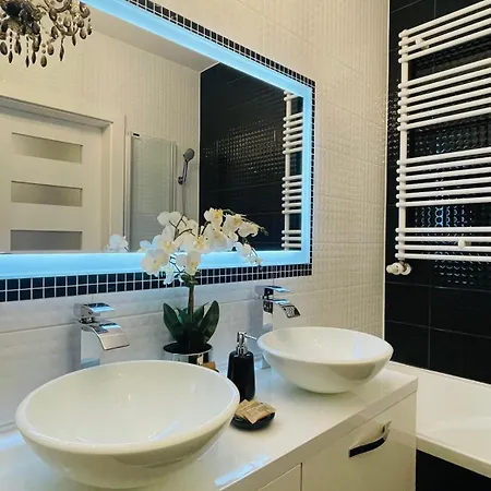 Millennium La Tour Varsavia